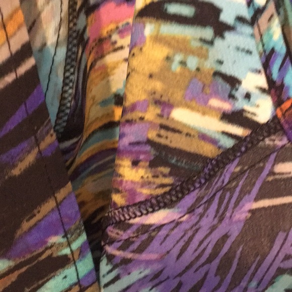 Beautiful and colourful midi flair XL Spense skirt. - Picture 3 of 6